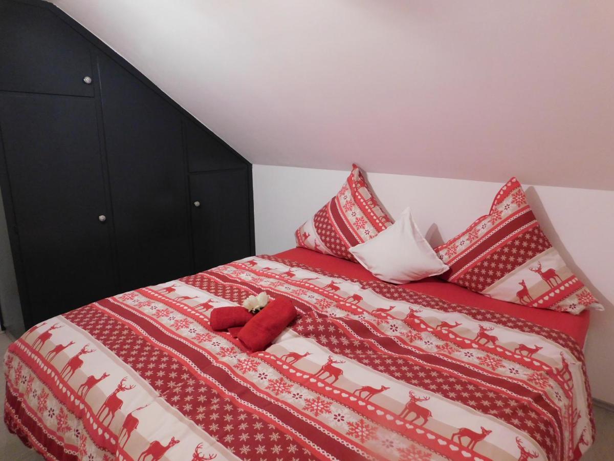Haus Astenblick In Winterberg Fuer Bis Zu 35 Personen Fuer Wanderveranstaltungen Und Familienfeiern Екстер'єр фото
